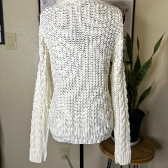 American Rag Knit Sweater - Picture 3 of 8